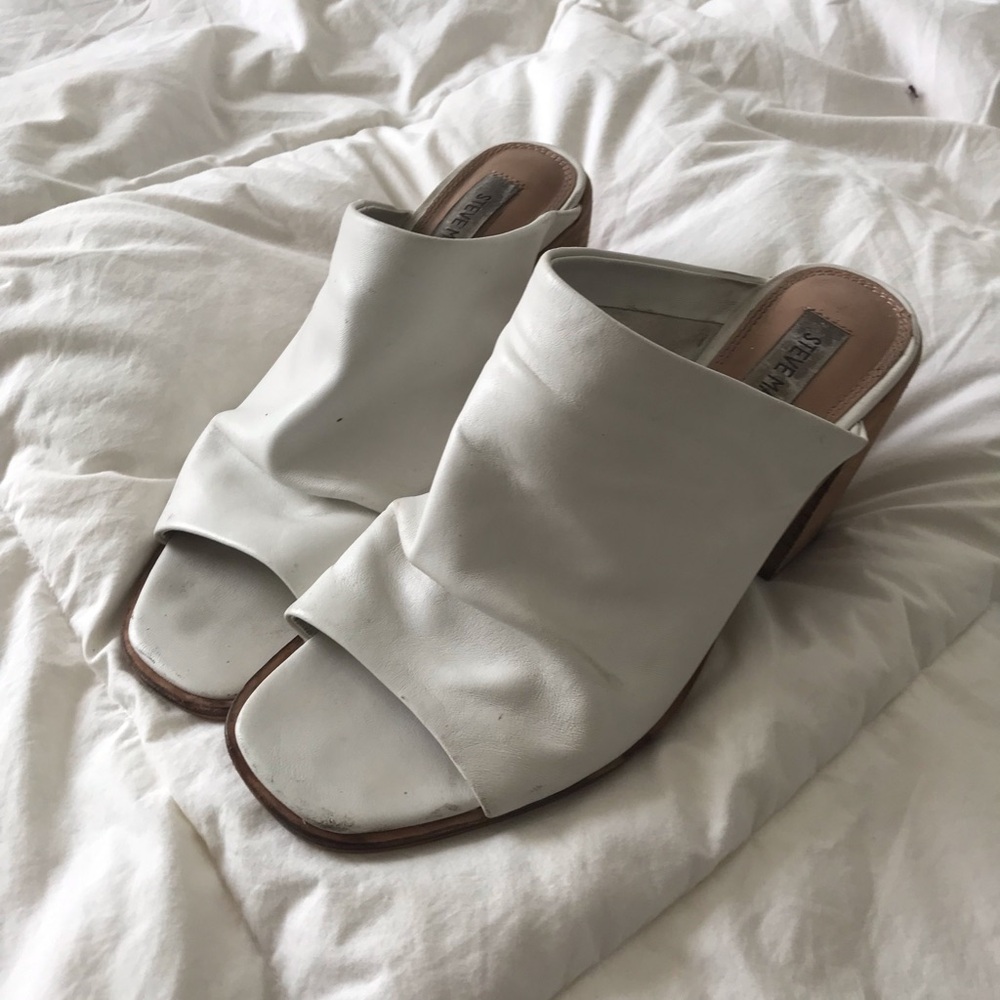 Steve Madden white leather heels